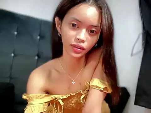 spicy_margaritaxxx (T teen) - MAKE ME CUM HERE IN PUBLIC