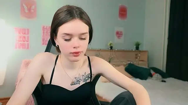 ginnyclub live cam on StripChat