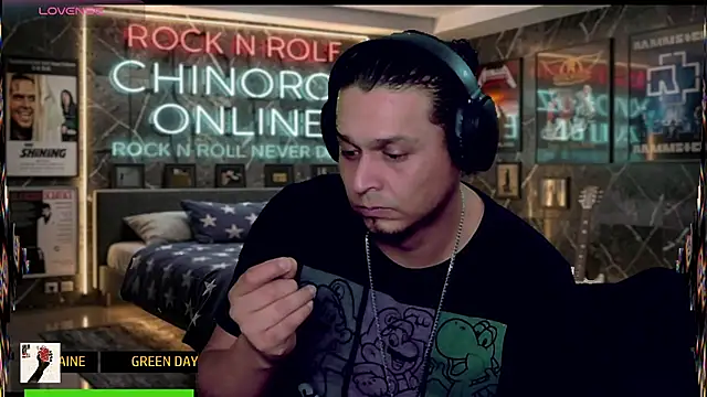 chino_roz - Chino_roz's free webcam - UK Sex Cams