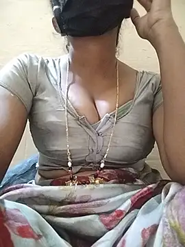 Jyotilakshmi live cam on StripChat