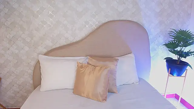 RILLEY_ALLEN live cam on StripChat