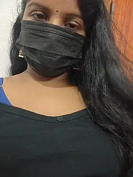DiamondGirlDharsha live cam on StripChat