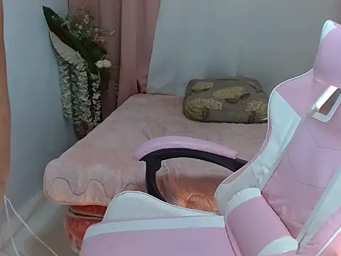 justjakey (M young) - welcome to my room , your obedient man