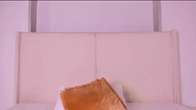 Sofi_glow webcam