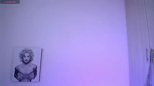 Millie_bobby webcam