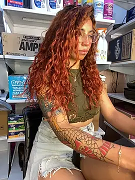 PrettyChloe_ webcam