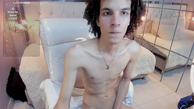 felix_haze live cam on StripChat