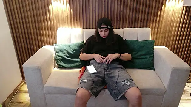 feelena_mysoull live cam on StripChat
