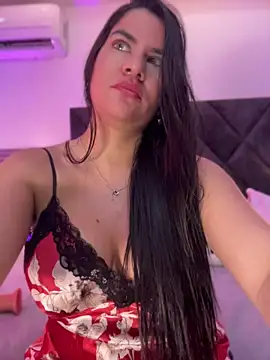 Zafira_Alabi webcam