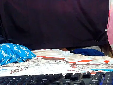 AwesomeMistress_Bigcock webcam