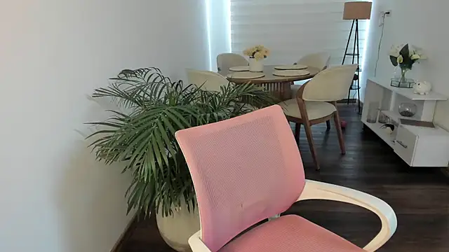 Ori_valentina webcam
