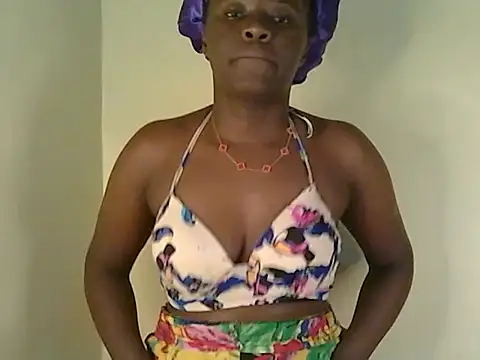 roziebeauty webcam