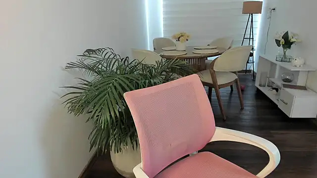 Ori_valentina webcam