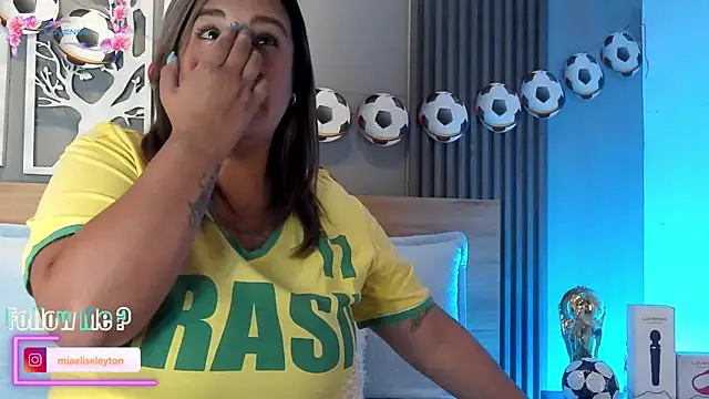 Elise-Leyton webcam