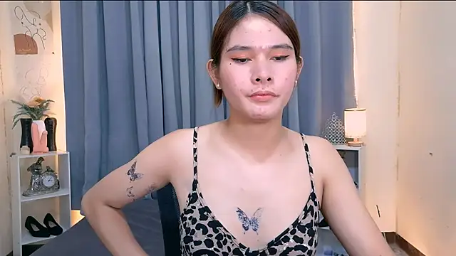 Mimi_Mckinley webcam