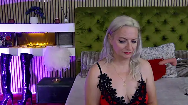 LadyTouch webcam