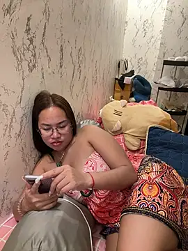 Ponthip webcam