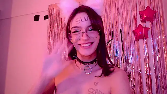 nina_kink live cam on StripChat