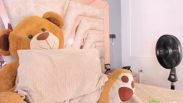 BellaBoobs_ webcam