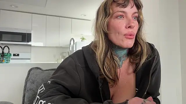 Watch airgeadx live on EroticFlix - High definition streams