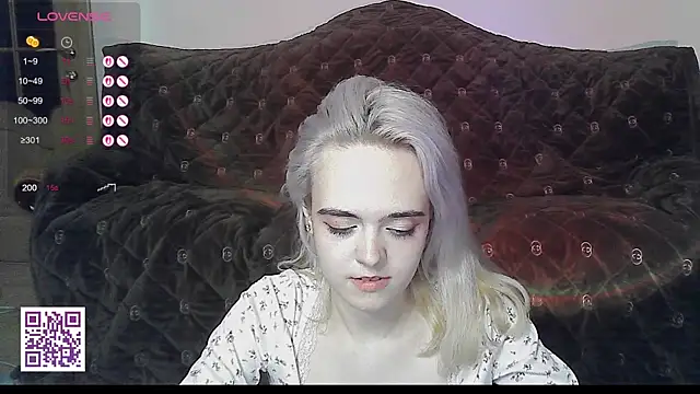 oxcy_secret - Oxcy_Secret's free webcam - UK Sex Cams
