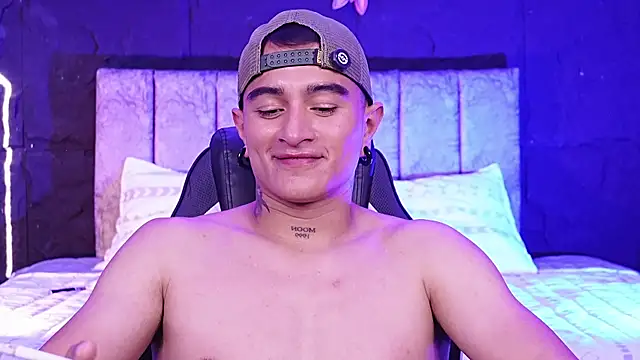 LiamDeep webcam