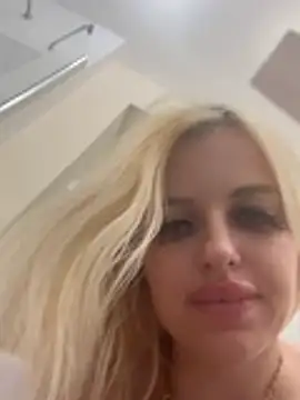 Steffi_Snowbunny webcam