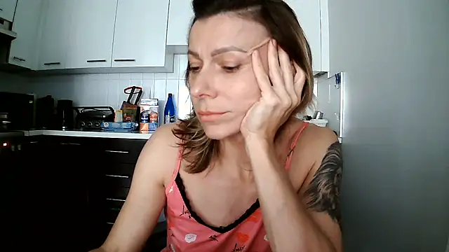 anechka1 live cam on StripChat
