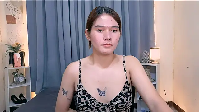 Mimi_Mckinley webcam