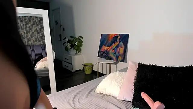 NicoleDiior webcam