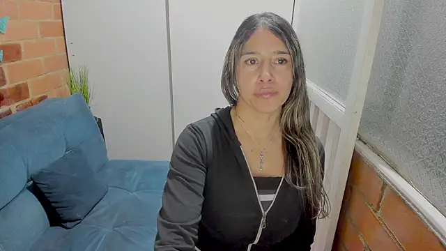 Penelope47 webcam