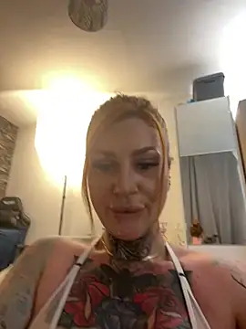 krysstal003 webcam