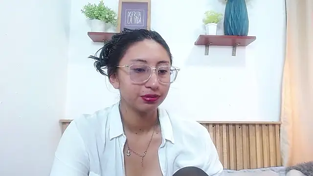 Violet_2003 webcam