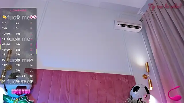Mayzzie webcam