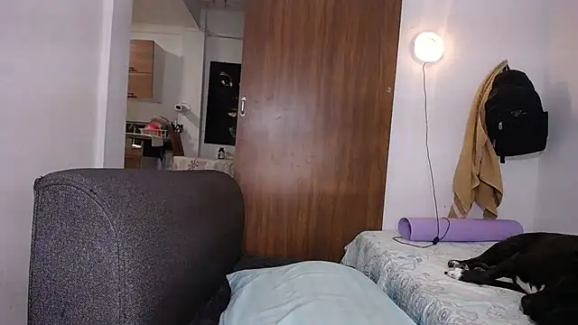 yselahot webcam