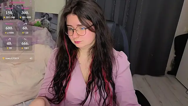 Kitty-Katty live cam on StripChat