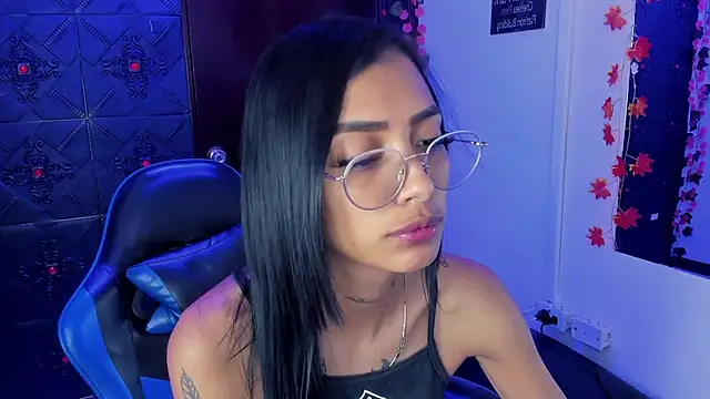 KarlaSlutSkinny__ live cam on StripChat