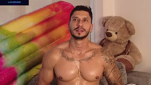 seth_vegaa (Ask my age) - oil pecs
