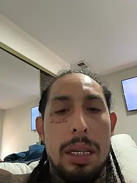 Longmoney444 webcam