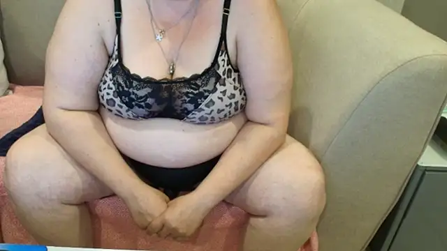 HotBiPaar live cam on StripChat