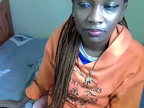 Pearl_petite live cam on StripChat