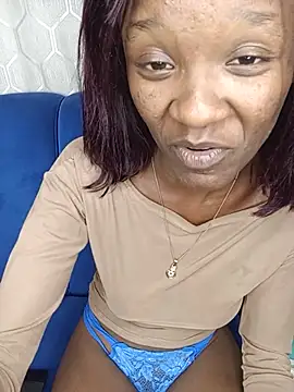 ariahsexy live cam on StripChat