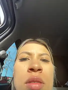 Mia_Rosee1 live cam on StripChat