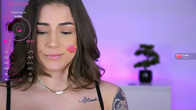 AishaSins webcam