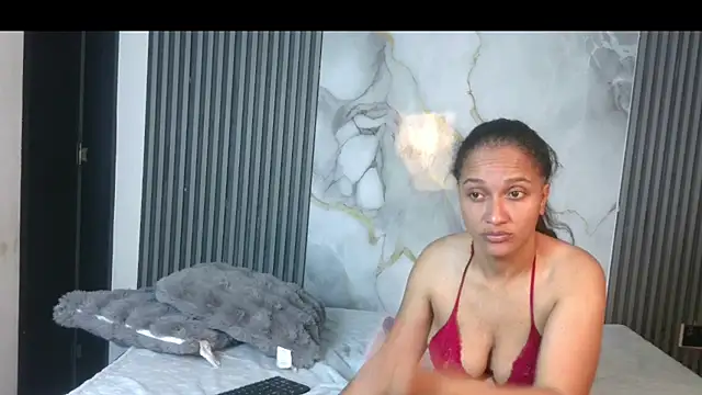 LunandCarlos webcam