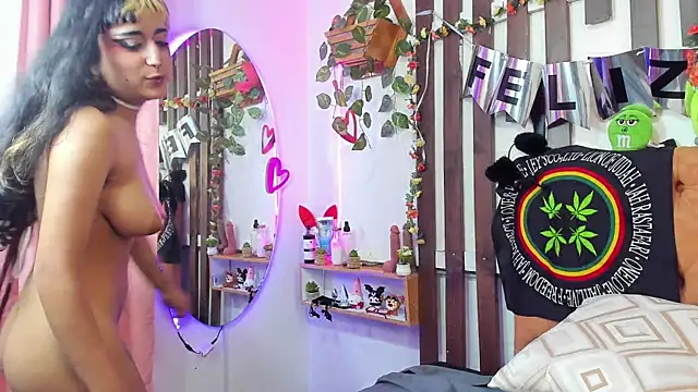 MeowMota_ live cam on StripChat