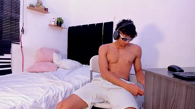 angel_boy02 webcam