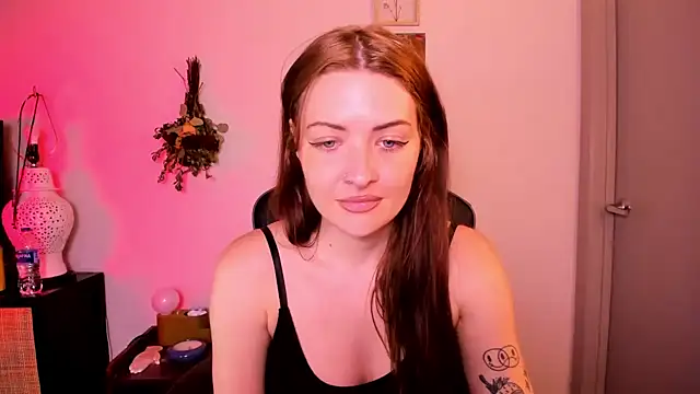 melrosestrip (F young) - topless