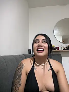 Sophie_Dreamss live cam on StripChat