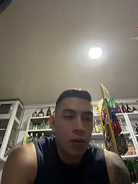 OliverWest04